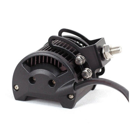 Petit projecteur de travail LED, 18 W, 12/24 V, 90 × 80 × 75 mm, fixation par le dessous